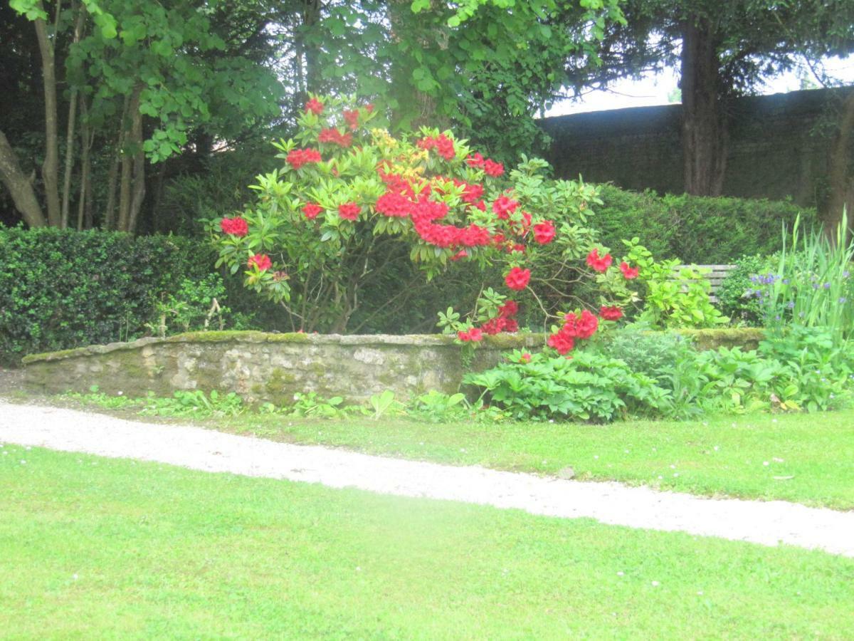 Bretteville-l'Orgueilleuse Bed & Breakfast Chateau Les Cedres المظهر الخارجي الصورة